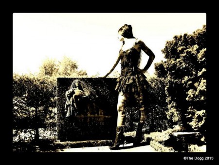  Copyright:TheDogg'2013 